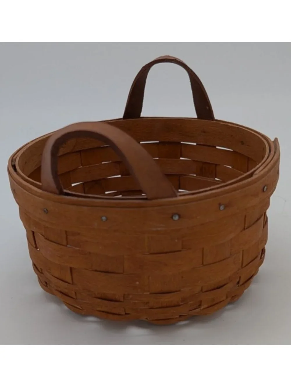 Longaberger 1994 Round Leather Handle Basket vintage